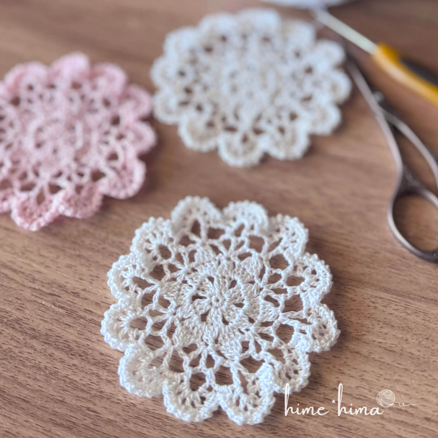 アミュレットモチーフの編み図（丸めの花型）（#doily_031)